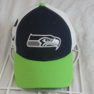 New Era Seattle Seahawks 39Thirty Flexfit Hat/Cap M/L Green/Blue/White NFL